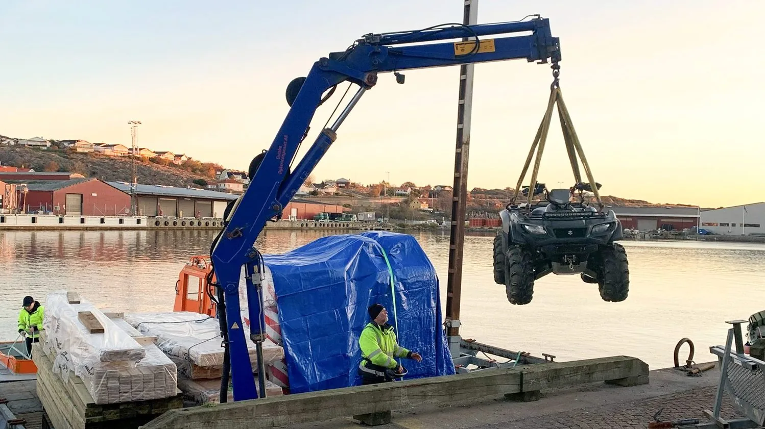Flytebrygge ved den svenske vestkysten